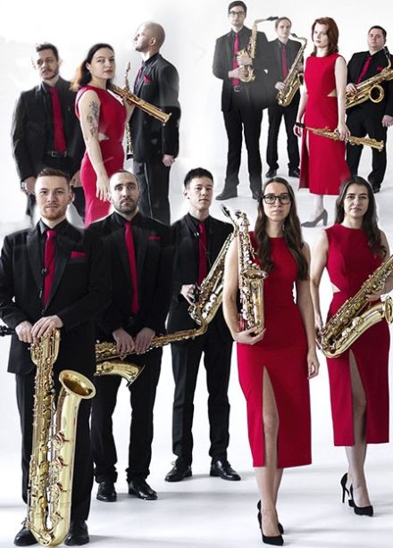 NOVO – 12. Мировые шедевры на 12 саксофонах