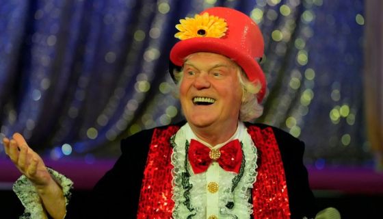 Театр кошек Куклачёва. Коты спасают мир